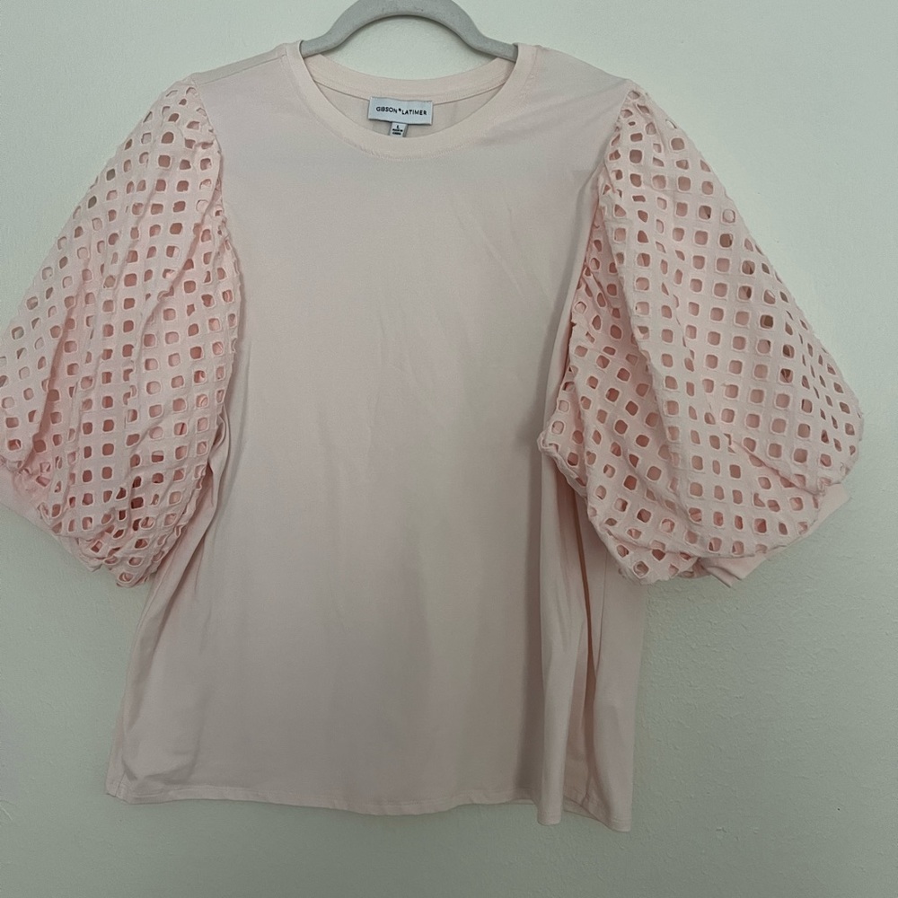 Gibson Latimer Pink Puff Sleeve Blouse